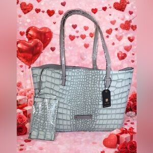 De Vesi Gray Crocodile Embossed Vegan Leather Tote Bag NWT some cracking inside